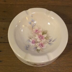 Melba Ware Ceramic Floral Vintage Ashtray.  Made In England